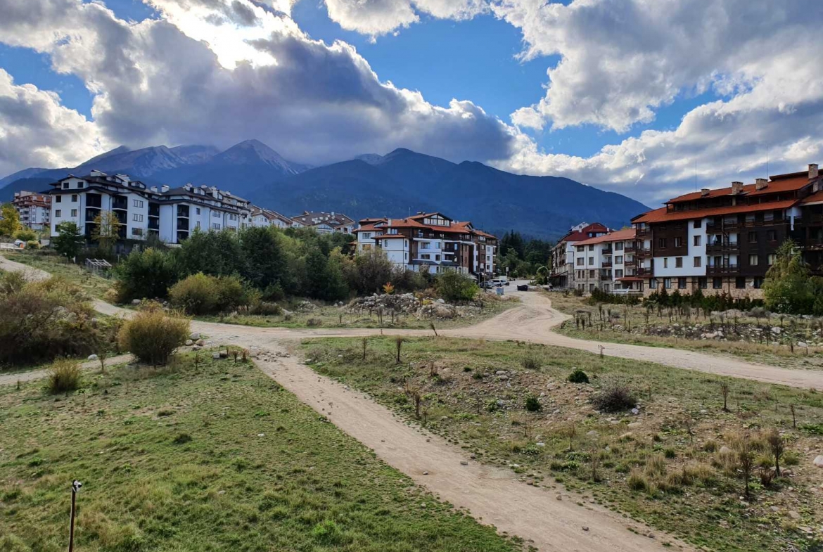 one-bedroom apartment with stunning view in bansko