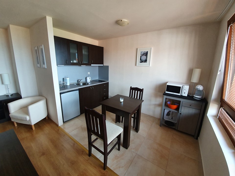 bargain two bedroom apartment for sale in bansko