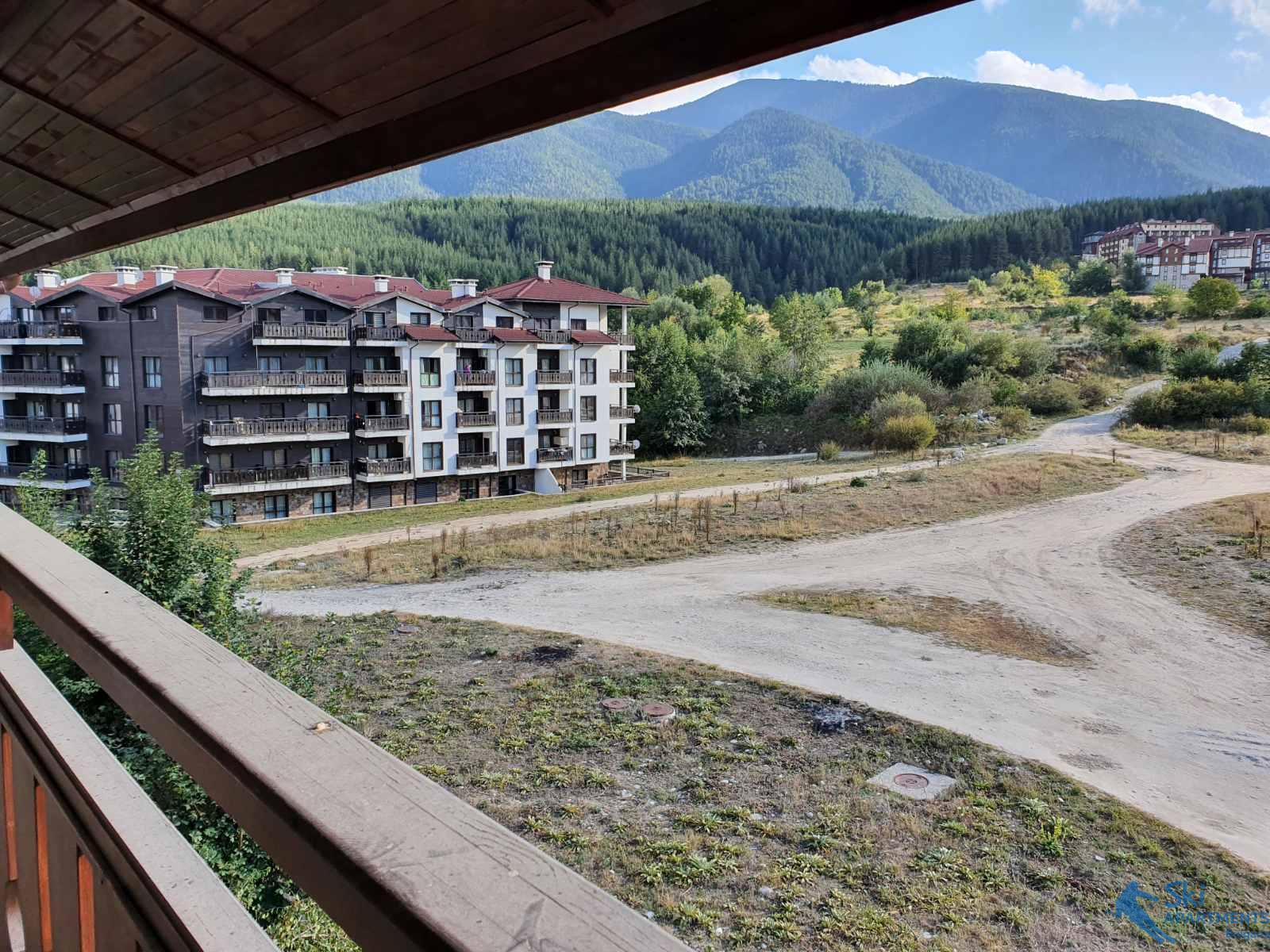 one bedroom apartment with a large south-facing terrace, bansko