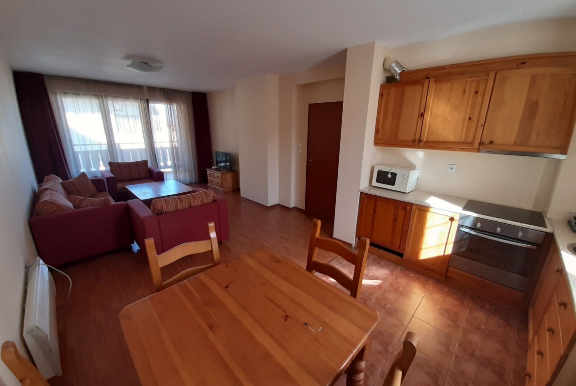 furnished one-bedroom apartment just 10 minutes from the ski lift