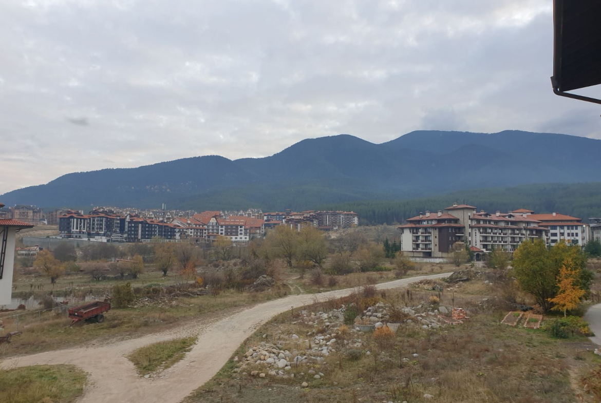 cozy studio with beautiful views for sale in bansko