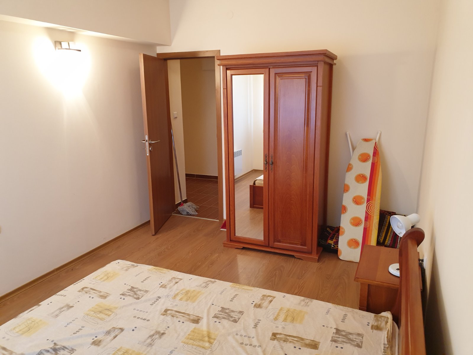 sunny one-bedroom apartment 5 minutes from the ski lift in bansko