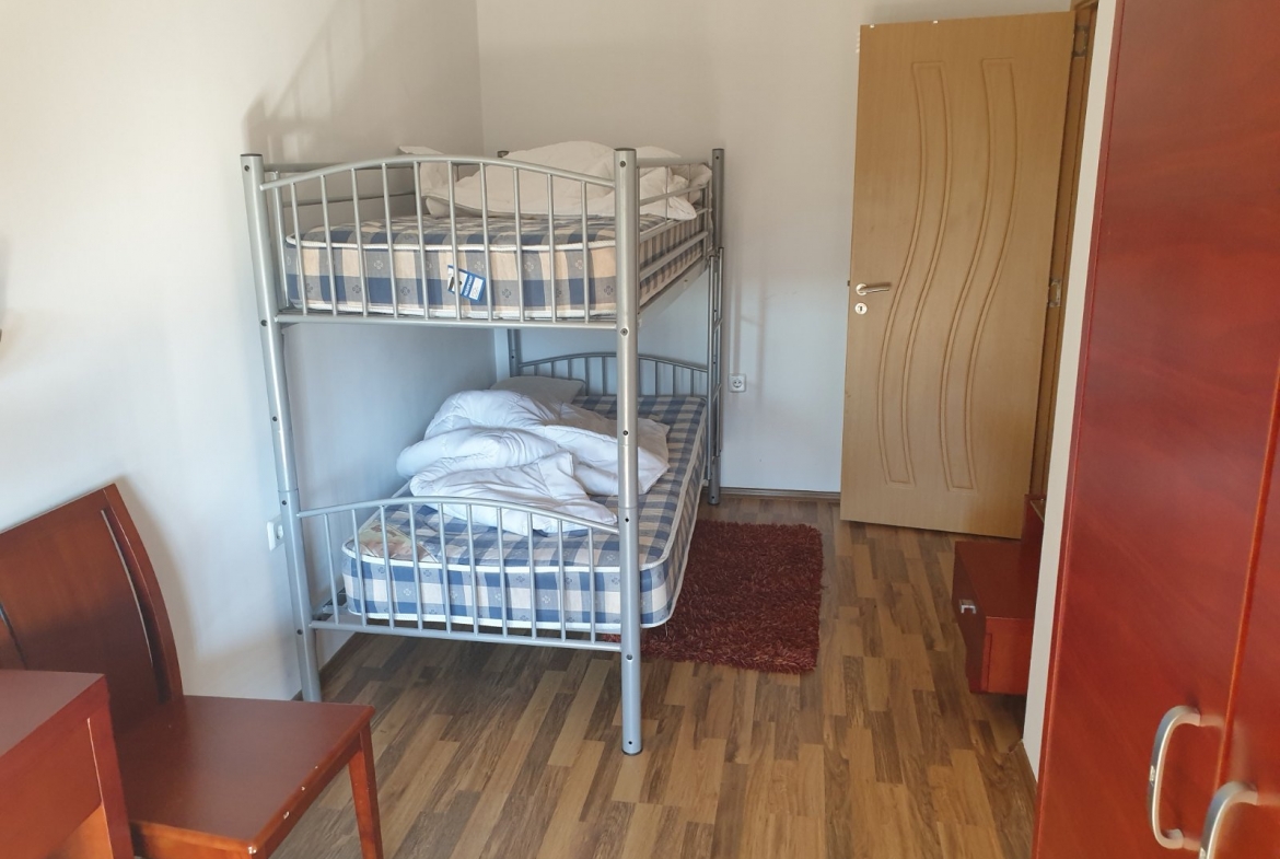 comfortably furnished two-bedroom apartment in bansko