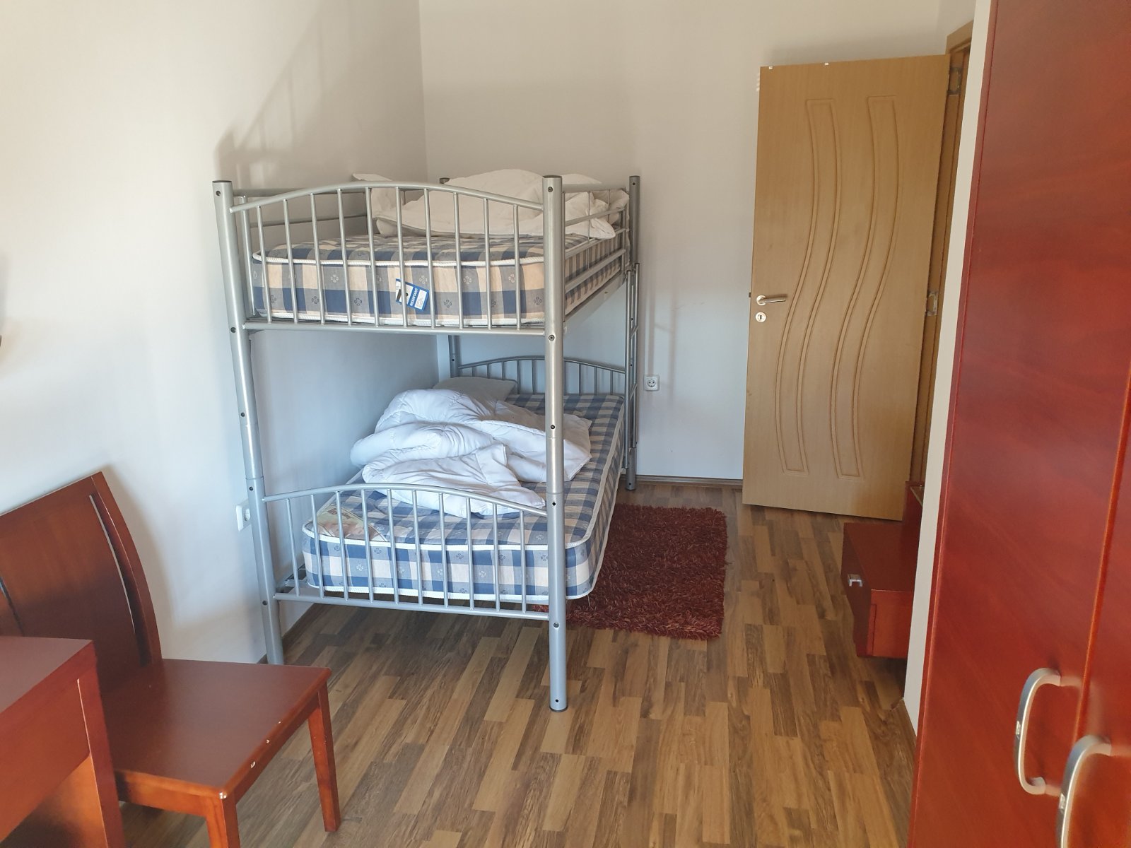 comfortably furnished two-bedroom apartment in bansko